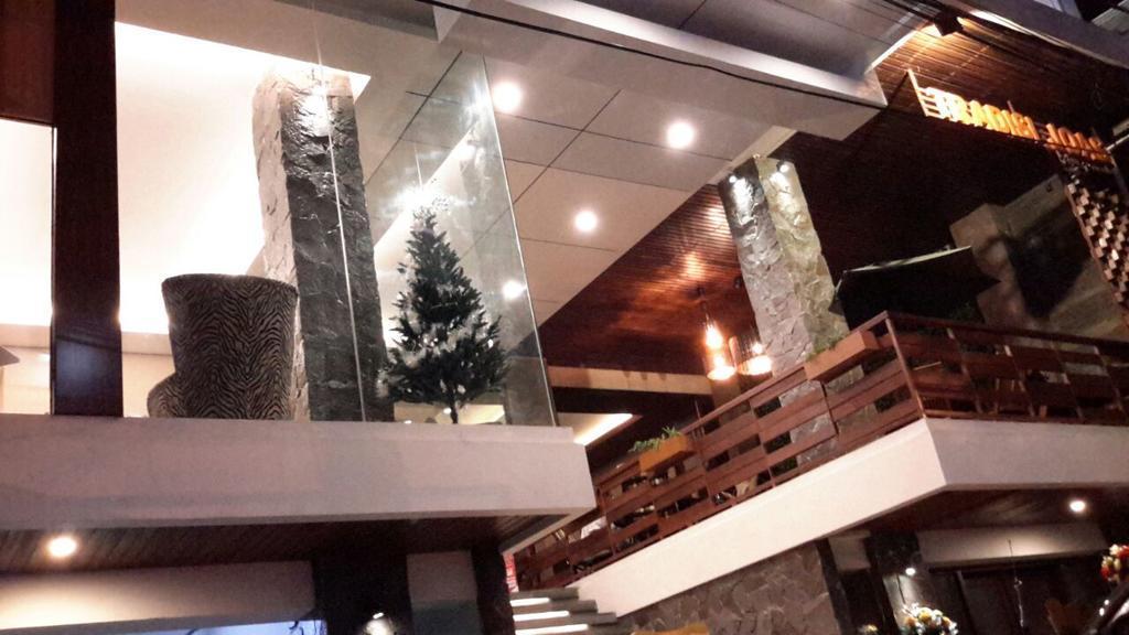 Biz Hotel City Center 安汶 外观 照片