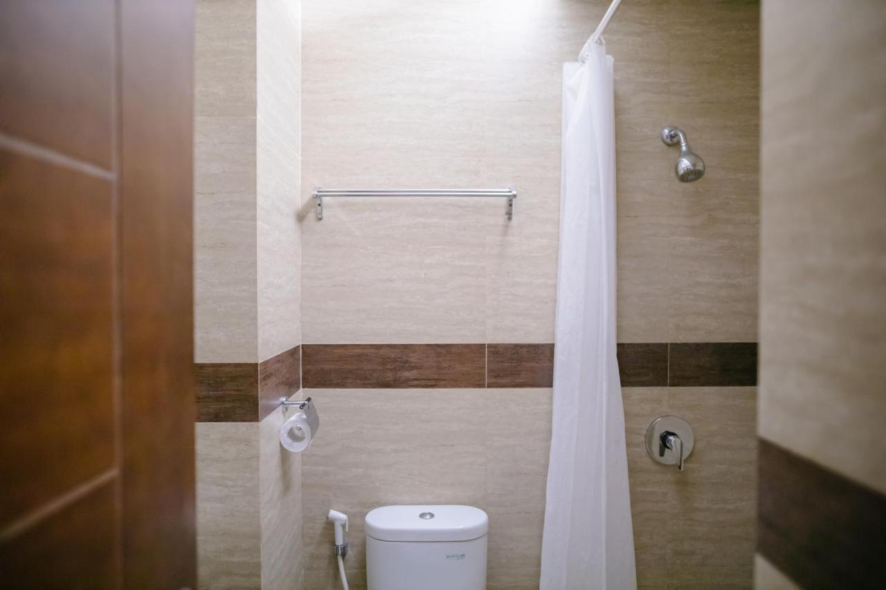 Biz Hotel City Center 安汶 外观 照片