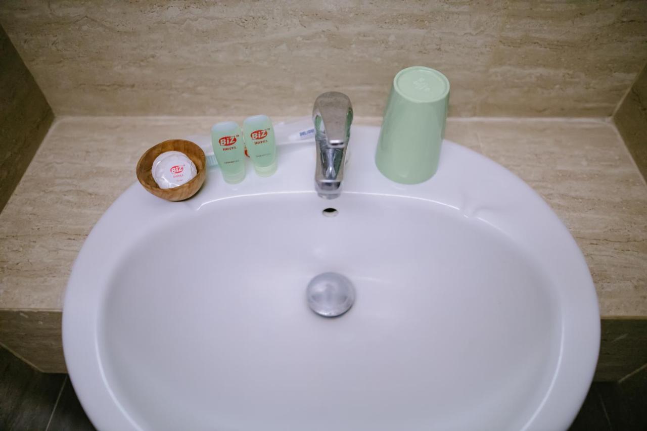 Biz Hotel City Center 安汶 外观 照片
