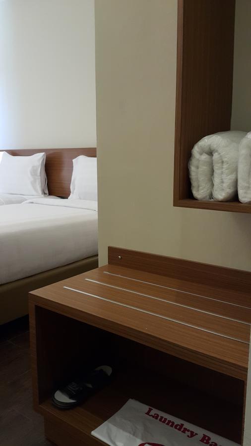Biz Hotel City Center 安汶 外观 照片