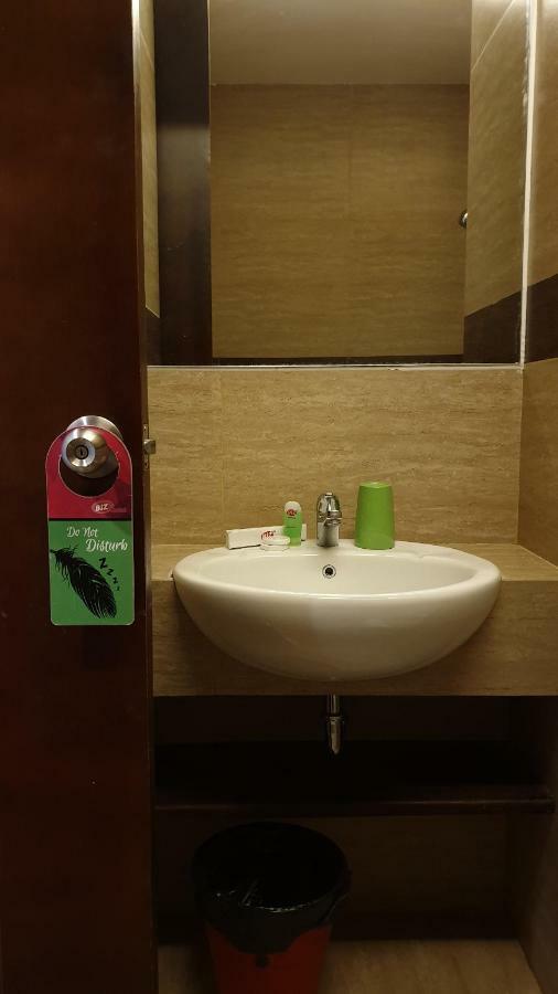 Biz Hotel City Center 安汶 外观 照片